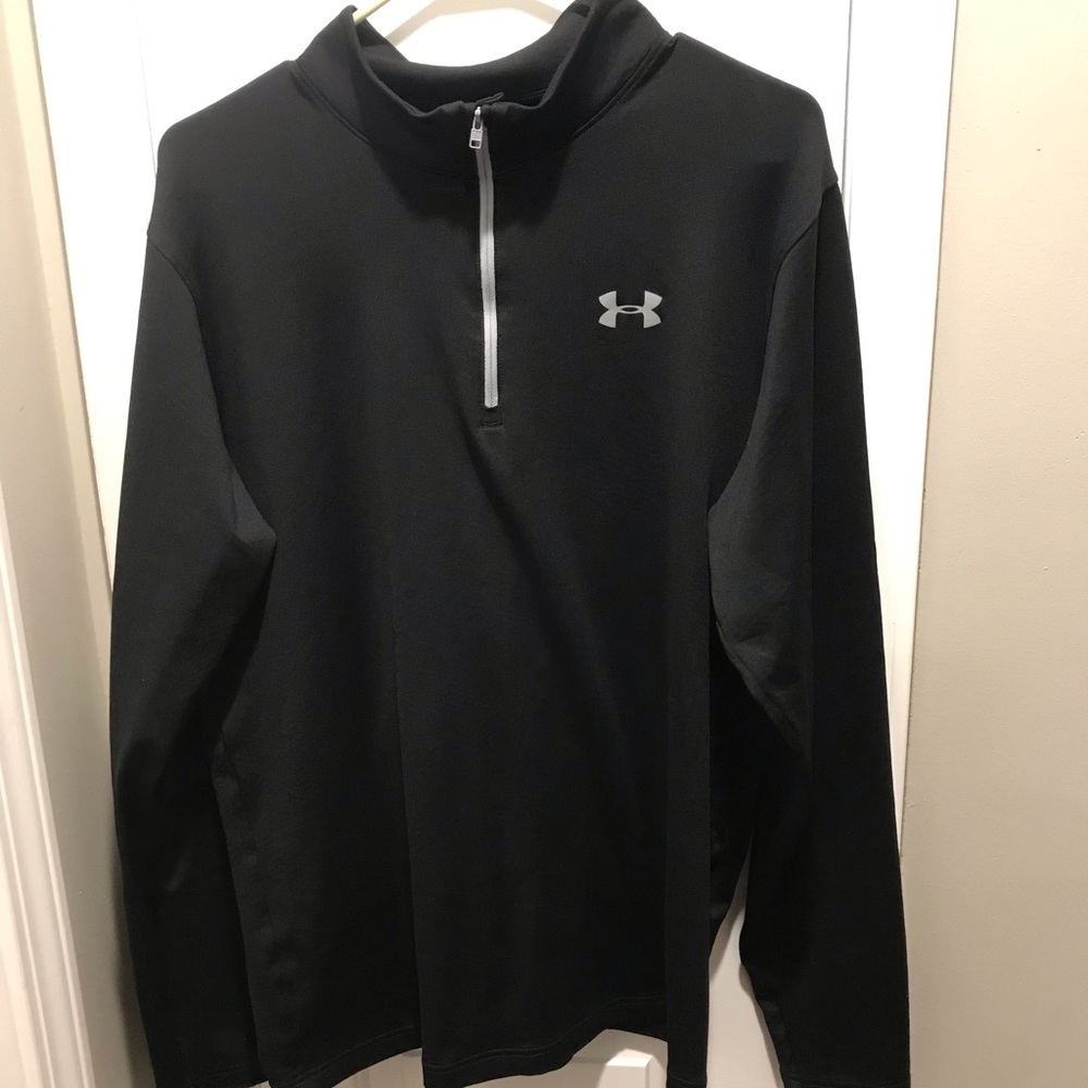 Black underarmour fitted 1/4 zip